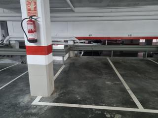 Aparcament cotxe  Cristofol colom. Plaza de parking a 5 minutos del centro Aparcament cotxe  Cristofol colom. Plaza de parking a 5 minutos del centro