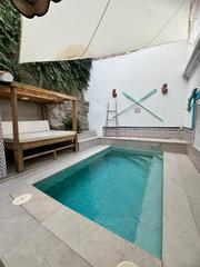 Alquiler Dúplex Carrer de ramon muntaner. Piso tipo duplex, 112 m2, 4 hab, 2 baños, dos terrazas, piscina Alquiler Dúplex Carrer de ramon muntaner. Piso tipo duplex, 112 m2, 4 hab, 2 baños, dos terrazas, piscina