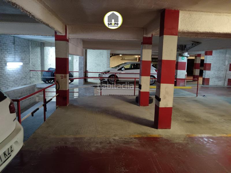 Foto 5fe9b351-5b8a-43c1-952a-66af799eeb74. Autoparkplatz in Centre Sant Just Desvern Foto 5fe9b351-5b8a-43c1-952a-66af799eeb74. Autoparkplatz in Centre Sant Just Desvern