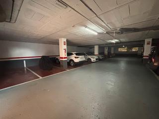 Autoparkplatz  Avinguda montserrat. Plaza de parking en el centro! Autoparkplatz  Avinguda montserrat. Plaza de parking en el centro!