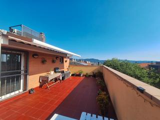 Location Duplex Passeig del cava. Reformado, zona tranquila Location Duplex Passeig del cava. Reformado, zona tranquila