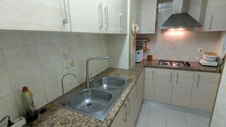 Flat in Vila de Gràcia. Piso en muy buena zona, luminoso,todos los servicios! Flat in Vila de Gràcia. Piso en muy buena zona, luminoso,todos los servicios!