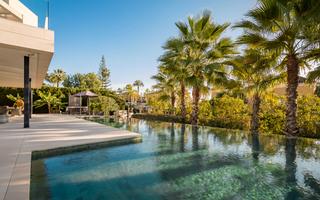 Haus in Aloha. Villa parcela del golf Haus in Aloha. Villa parcela del golf