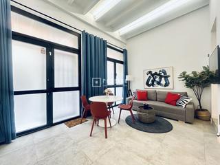 Pis a Embajadores-Lavapiés. Piso dos dormitorios exterior, dos baños, posibilidad acceso a p Pis a Embajadores-Lavapiés. Piso dos dormitorios exterior, dos baños, posibilidad acceso a p