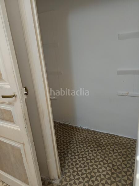 Foto bf5c6a34-dc2c-4fc4-b5e6-3664c4c159a8. Pis a Gòtic Barcelona Foto bf5c6a34-dc2c-4fc4-b5e6-3664c4c159a8. Pis a Gòtic Barcelona