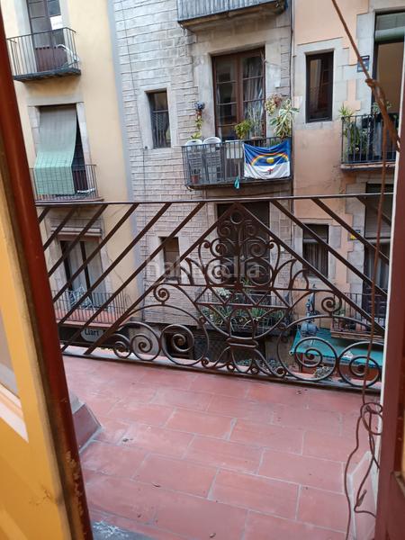 Foto ef9f58a4-5cd6-449f-bee6-9fa15300d922. Pis a Gòtic Barcelona Foto ef9f58a4-5cd6-449f-bee6-9fa15300d922. Pis a Gòtic Barcelona