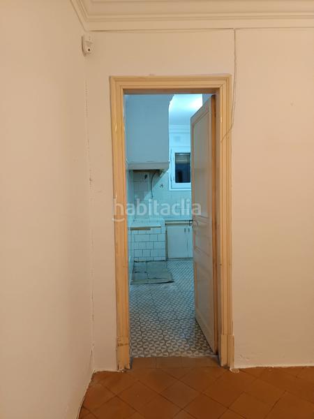 Foto f0b7acad-3e20-40f7-aea5-0d41b25f5db2. Pis a Gòtic Barcelona Foto f0b7acad-3e20-40f7-aea5-0d41b25f5db2. Pis a Gòtic Barcelona