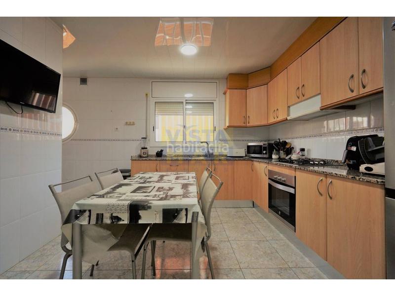 Foto 15555e8b-7d2d-47b0-b2ab-bd0c8e422dfb. Casa a schiera con riscaldamento parcheggio in Les Salines-Pla de Sant Pere Cubelles Foto 15555e8b-7d2d-47b0-b2ab-bd0c8e422dfb. Casa a schiera con riscaldamento parcheggio in Les Salines-Pla de Sant Pere Cubelles