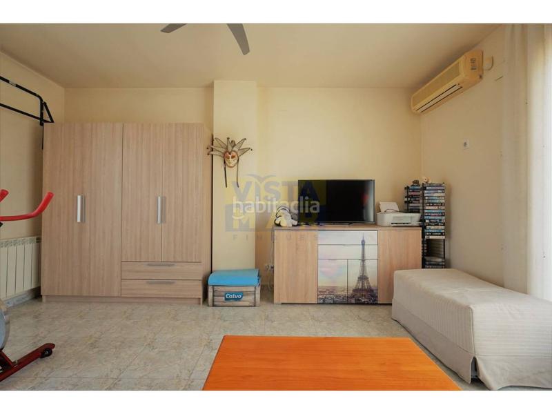 Foto d4a3fb9d-79c9-4783-af81-c2bb09c3c3fd. Casa a schiera con riscaldamento parcheggio in Les Salines-Pla de Sant Pere Cubelles Foto d4a3fb9d-79c9-4783-af81-c2bb09c3c3fd. Casa a schiera con riscaldamento parcheggio in Les Salines-Pla de Sant Pere Cubelles