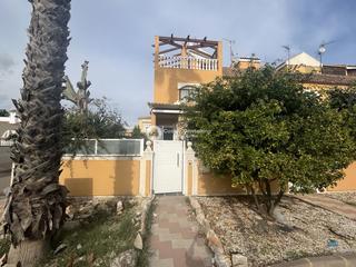 Casa adosada  N/a. En narejos, los Casa adosada  N/a. En narejos, los