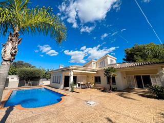 Chalet à Roda de Barà. La tranquilidad cerca del mar¡ Chalet à Roda de Barà. La tranquilidad cerca del mar¡