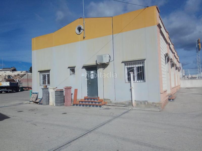 Foto c605ac51-6e48-450f-ab78-c23359ef7e0e. Fabrikhalle in Aielo de Malferit Foto c605ac51-6e48-450f-ab78-c23359ef7e0e. Fabrikhalle in Aielo de Malferit