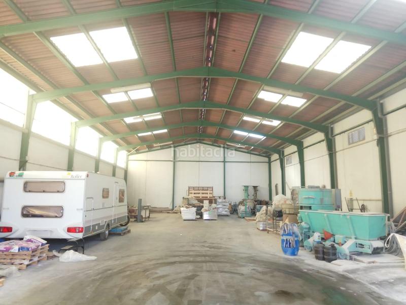 Foto f348513c-1163-4c40-90cb-8f10e0e058db. Fabrikhalle in Aielo de Malferit Foto f348513c-1163-4c40-90cb-8f10e0e058db. Fabrikhalle in Aielo de Malferit