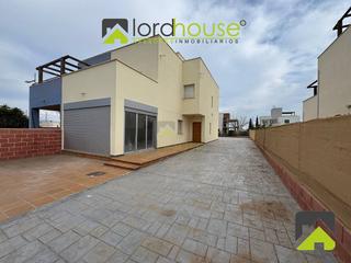 Duplex  N/a. 1291. adosada a estrenar 3 dorm  terraza 50 m  torre del obispo Duplex  N/a. 1291. adosada a estrenar 3 dorm  terraza 50 m  torre del obispo