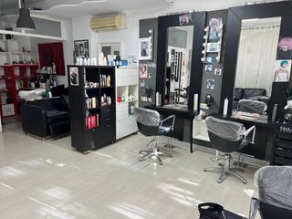 Traspàs Local Comercial a Vallromanes. Traspaso de peluquería y estética en vallromanes Traspàs Local Comercial a Vallromanes. Traspaso de peluquería y estética en vallromanes