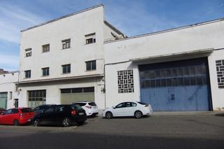 Nau industrial a Avinguda de francesc macià 23. Varies naus, d' us industrial, amb un sòl edifici.+ pisos, preus Nau industrial a Avinguda de francesc macià 23. Varies naus, d' us industrial, amb un sòl edifici.+ pisos, preus