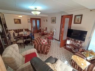 Piso  Carrer ramón y cajal. Piso 4 dormitorios Piso  Carrer ramón y cajal. Piso 4 dormitorios