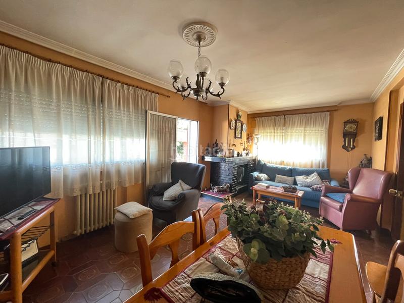 Foto 8ce9c1c0-995e-4b6b-bfae-c8e60026acfd. Chalet **chalet independiente en venta - ideal para familias** en Cercedilla Foto 8ce9c1c0-995e-4b6b-bfae-c8e60026acfd. Chalet **chalet independiente en venta - ideal para familias** en Cercedilla