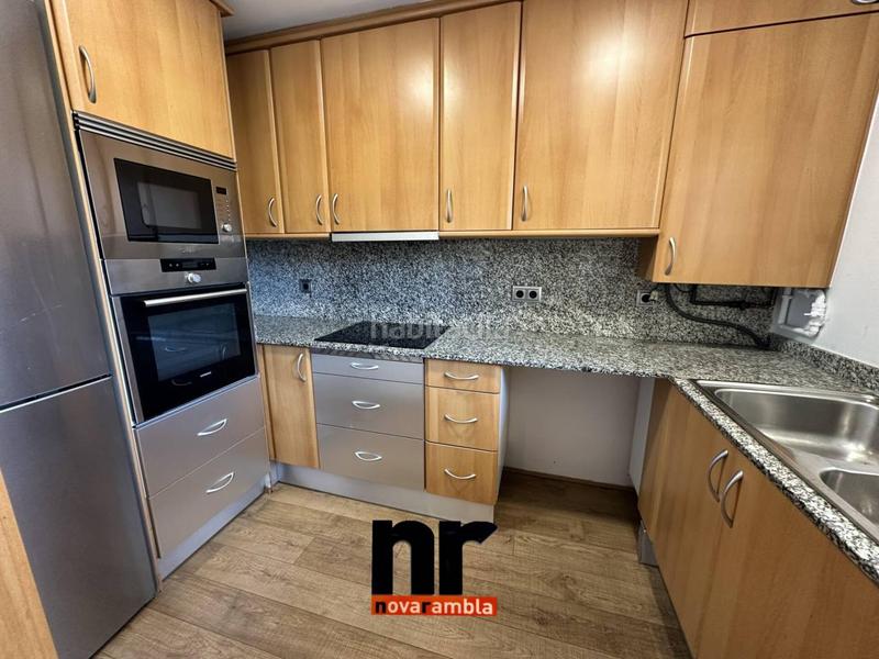 Foto 89c84edf-d7b5-4a38-b85e-39f53939e968. Zweistöckige wohnung mit heizung parking in Centre Sabadell Foto 89c84edf-d7b5-4a38-b85e-39f53939e968. Zweistöckige wohnung mit heizung parking in Centre Sabadell