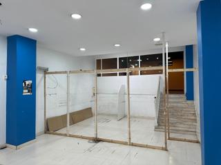 Lloguer Local Comercial a Centro. Local a pie de calle Lloguer Local Comercial a Centro. Local a pie de calle