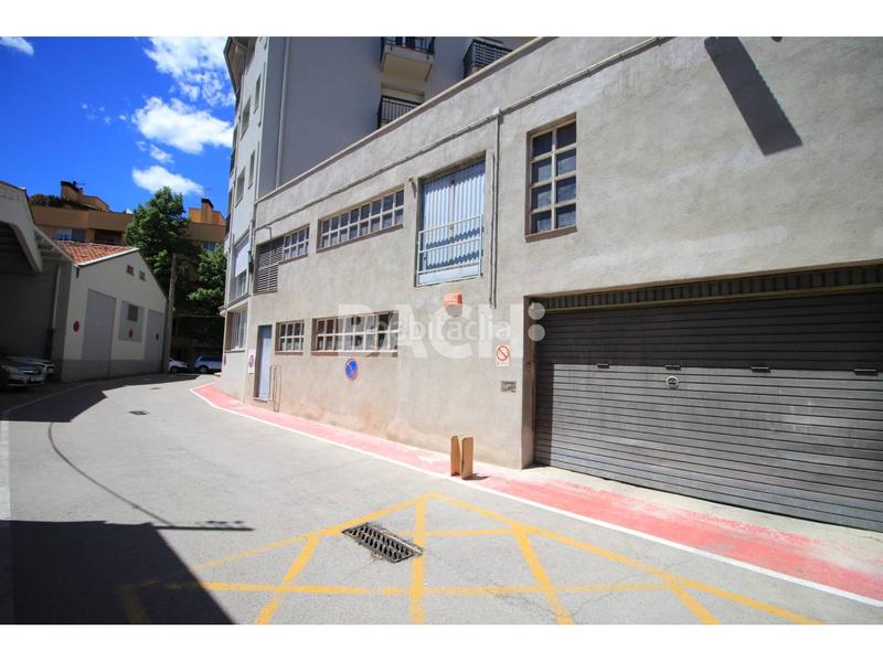 Foto 448bdde8-24f0-4fa2-95bc-fdb862fd8478. Autoparkplatz in Nord Vic Foto 448bdde8-24f0-4fa2-95bc-fdb862fd8478. Autoparkplatz in Nord Vic