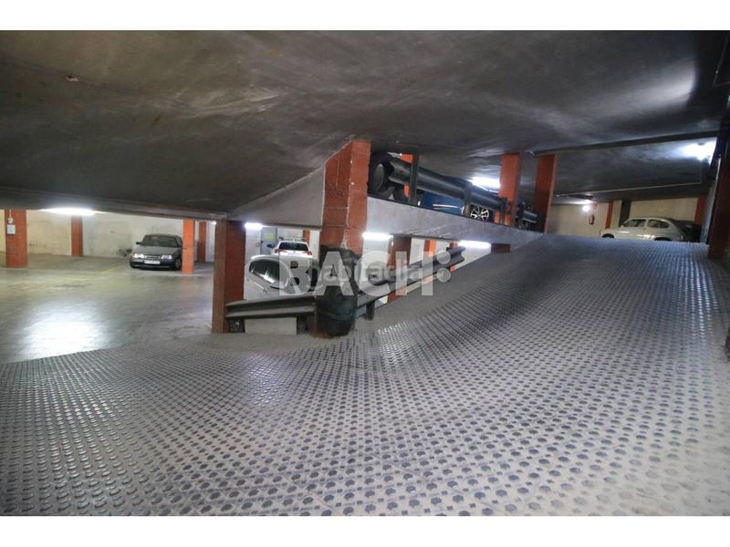 Foto 5f081022-ae00-41e3-aee0-fa12dd9e6ba1. Autoparkplatz in Nord Vic Foto 5f081022-ae00-41e3-aee0-fa12dd9e6ba1. Autoparkplatz in Nord Vic