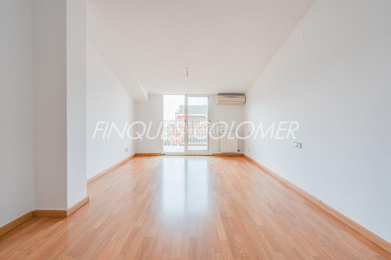 Foto 4644fe5d-e406-4796-979d-1103c2b88a4d. Duplex avec chauffage parking dans Ca n´Oriol Rubí Foto 4644fe5d-e406-4796-979d-1103c2b88a4d. Duplex avec chauffage parking dans Ca n´Oriol Rubí