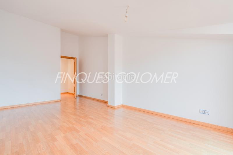 Foto d4e9855d-7256-47ae-b53e-a734d7fa0084. Duplex avec chauffage parking dans Ca n´Oriol Rubí Foto d4e9855d-7256-47ae-b53e-a734d7fa0084. Duplex avec chauffage parking dans Ca n´Oriol Rubí