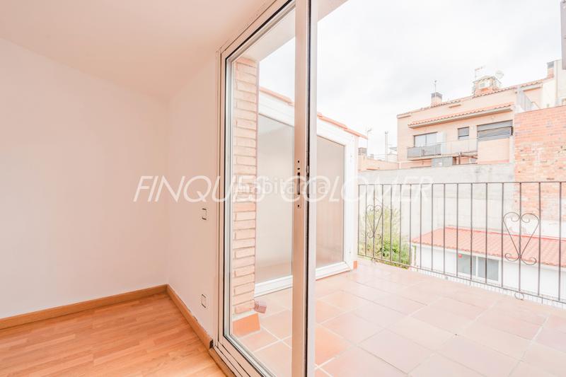 Foto f89033b0-4475-479b-801a-8fdee26efdd5. Duplex avec chauffage parking dans Ca n´Oriol Rubí Foto f89033b0-4475-479b-801a-8fdee26efdd5. Duplex avec chauffage parking dans Ca n´Oriol Rubí