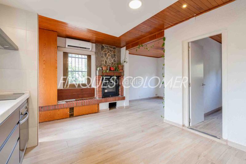 Foto a505b931-c1de-4399-9434-10665db1eef1. Maison avec cheminée parking dans Sant Muç Rubí Foto a505b931-c1de-4399-9434-10665db1eef1. Maison avec cheminée parking dans Sant Muç Rubí