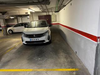 Lloguer Aparcament cotxe Argentera. Parquing para coche y moto Lloguer Aparcament cotxe Argentera. Parquing para coche y moto