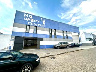Bâtiment à usage industriel à Fuente Obejuna. Venta o alquiler de nave industrial en el polígono industrial de Bâtiment à usage industriel à Fuente Obejuna. Venta o alquiler de nave industrial en el polígono industrial de