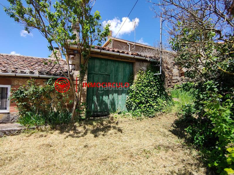 Foto 64d1bdba-672d-47b7-aac5-ea051ff0efc2. Bauernhof mit parking in Revilla del Campo Foto 64d1bdba-672d-47b7-aac5-ea051ff0efc2. Bauernhof mit parking in Revilla del Campo