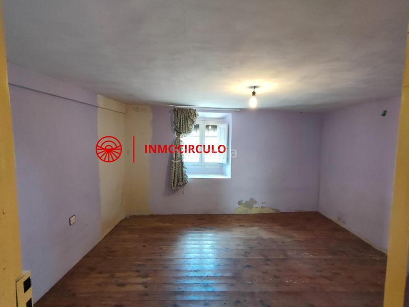 Foto f2e25fd3-4d6b-4ae0-abf7-a84b1ace8389. Bauernhof mit parking in Revilla del Campo Foto f2e25fd3-4d6b-4ae0-abf7-a84b1ace8389. Bauernhof mit parking in Revilla del Campo