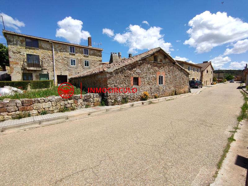 Foto ffd369ce-66d2-4af1-8069-febef4c2cfb0. Bauernhof mit parking in Revilla del Campo Foto ffd369ce-66d2-4af1-8069-febef4c2cfb0. Bauernhof mit parking in Revilla del Campo