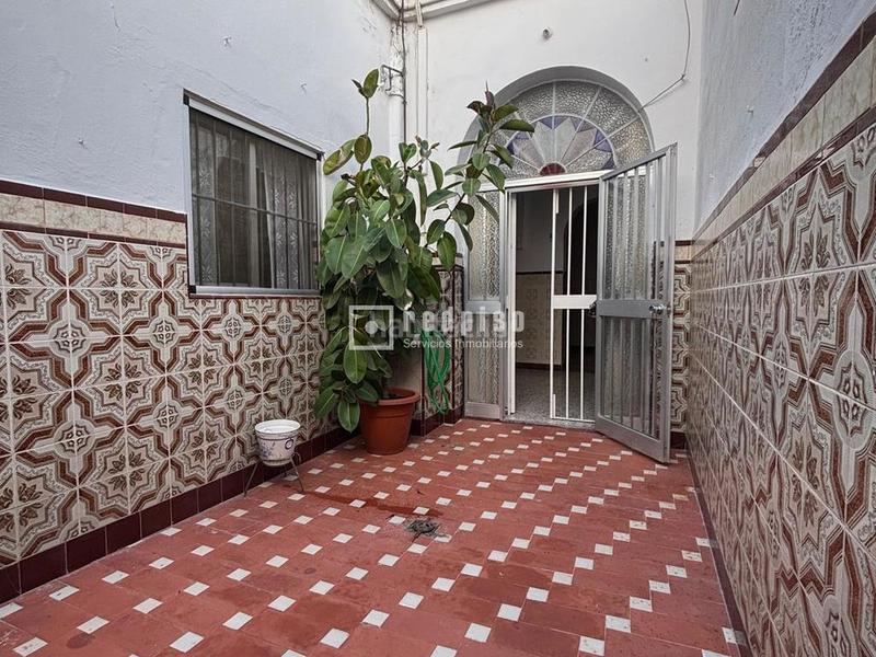 Foto 177f276f-e178-497e-8ec7-f8245e67fce3. Casa amb aparcament a Barrio Alto San Juan de Aznalfarache Foto 177f276f-e178-497e-8ec7-f8245e67fce3. Casa amb aparcament a Barrio Alto San Juan de Aznalfarache