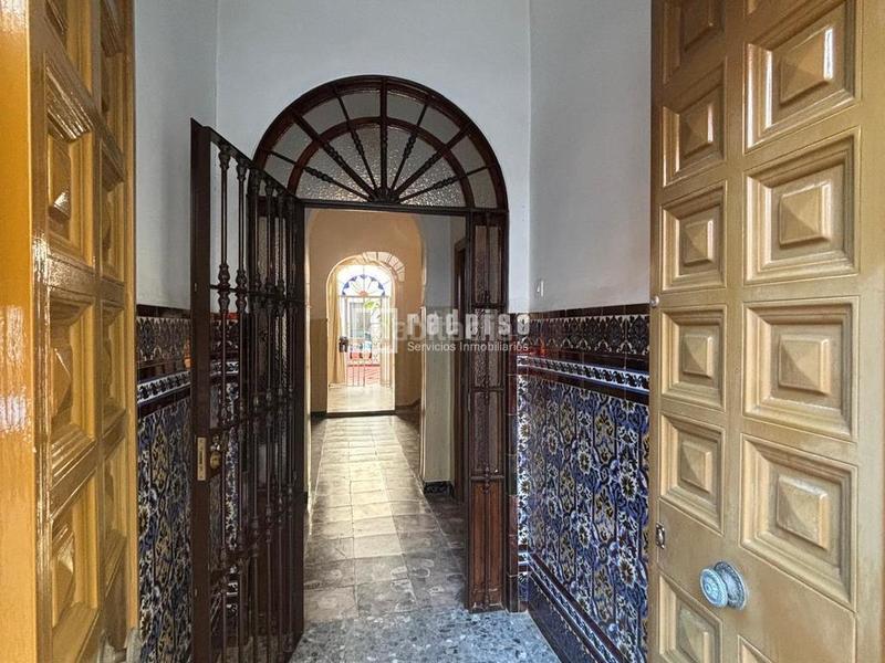Foto 7ae42302-1b76-40cd-9d5d-3e107854fead. Casa amb aparcament a Barrio Alto San Juan de Aznalfarache Foto 7ae42302-1b76-40cd-9d5d-3e107854fead. Casa amb aparcament a Barrio Alto San Juan de Aznalfarache