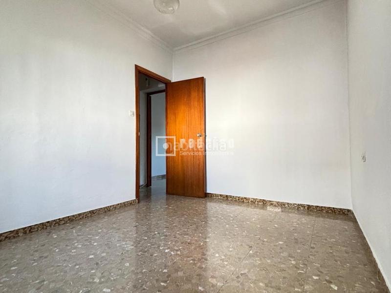 Foto cea520ba-696e-4093-be84-64d626b653b0. House with parking in Barrio Alto San Juan de Aznalfarache Foto cea520ba-696e-4093-be84-64d626b653b0. House with parking in Barrio Alto San Juan de Aznalfarache