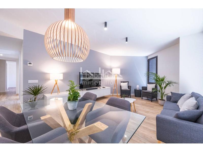 Foto 33fd38e9-d828-443f-be35-fec3a2e0f7d4. Appartement dans josep maria sert 10 dans Nord Vic Foto 33fd38e9-d828-443f-be35-fec3a2e0f7d4. Appartement dans josep maria sert 10 dans Nord Vic