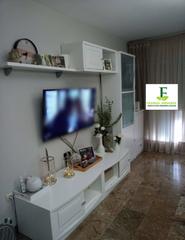 Zweistöckige Wohnung in Alcolea. Estupendo duplex en la zona baja del campo de la verdad Zweistöckige Wohnung in Alcolea. Estupendo duplex en la zona baja del campo de la verdad