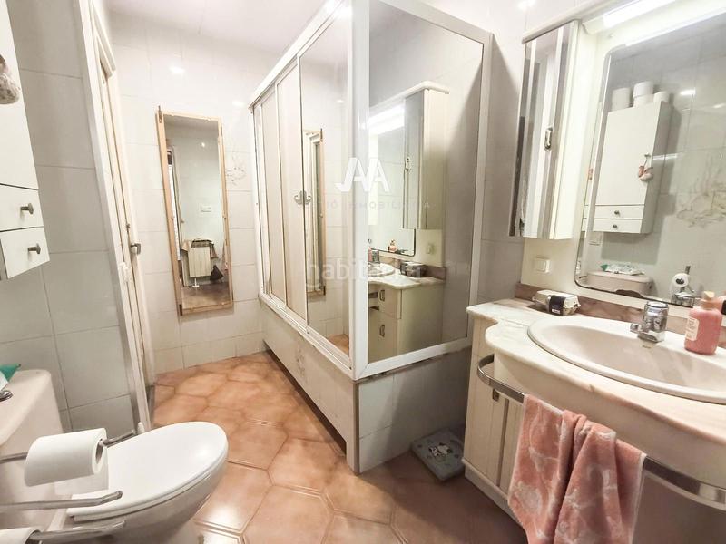 Foto 20fc708a-dc71-47b9-9bba-1e6135205de9. Casa adossada amb calefacció aparcament a Poble Sec Igualada Foto 20fc708a-dc71-47b9-9bba-1e6135205de9. Casa adossada amb calefacció aparcament a Poble Sec Igualada