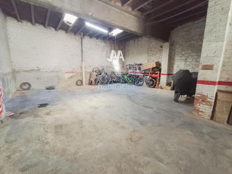 Foto 99a8bfff-ba9f-4962-b405-4ada18c73a13. Casa adossada amb calefacció aparcament a Poble Sec Igualada Foto 99a8bfff-ba9f-4962-b405-4ada18c73a13. Casa adossada amb calefacció aparcament a Poble Sec Igualada