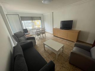Location Appartement à Avinguda catalunya 23. Pis només per estudiants molt cèntric Location Appartement à Avinguda catalunya 23. Pis només per estudiants molt cèntric