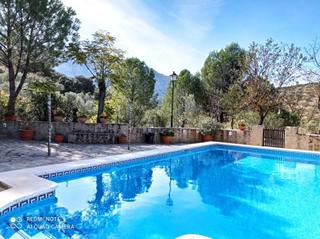 Masia a Valle de Abdalajís. Casa de campo en venta en carretera del valle antequera Masia a Valle de Abdalajís. Casa de campo en venta en carretera del valle antequera