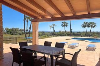 Mas à S´Alquería Blanca - Calonge. Finca en calonge con vistas al mar y licencia turística Mas à S´Alquería Blanca - Calonge. Finca en calonge con vistas al mar y licencia turística