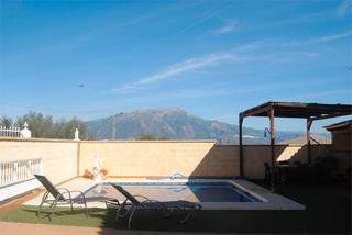 Casa Calle las coberteras. 3 viviendas independientes y piscina Casa Calle las coberteras. 3 viviendas independientes y piscina