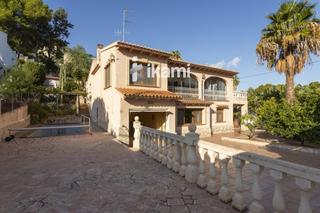 Chalet à La Pedrera-Vessanes. Casa independiente soleada Chalet à La Pedrera-Vessanes. Casa independiente soleada