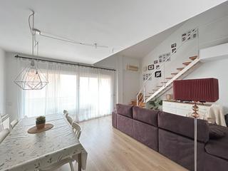 Attique  Ronda president macia. Ático dúplex con plaza de parking! Attique  Ronda president macia. Ático dúplex con plaza de parking!