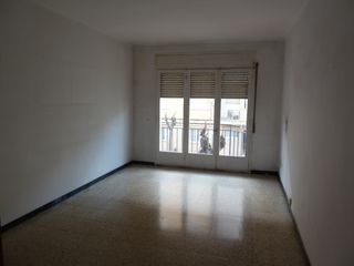 Piso en Maçanet de la Selva. Pis planta primera Piso en Maçanet de la Selva. Pis planta primera