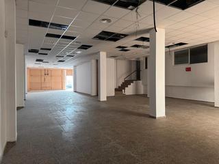 Geschäftsraum in Avinguda d'elx 18. Gran local en agost Geschäftsraum in Avinguda d'elx 18. Gran local en agost